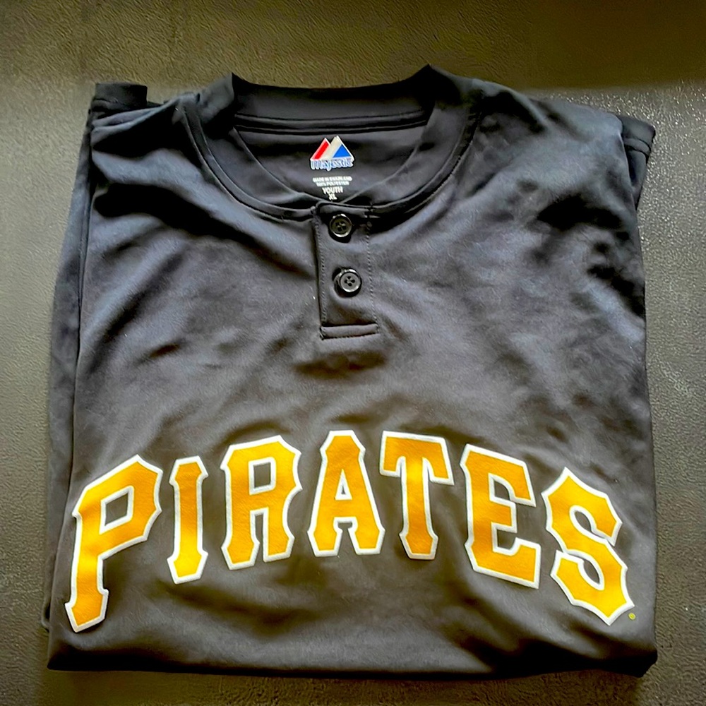 Pittsburgh Pirates 2-button Cool Base Tee
